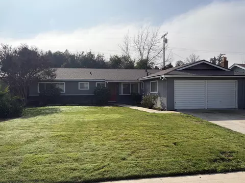 3535 W Laurel Ave, Visalia, CA 93277