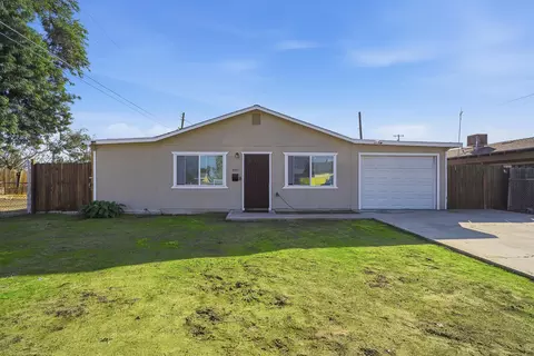 1021 Stanley Ave, Corcoran, CA 93212