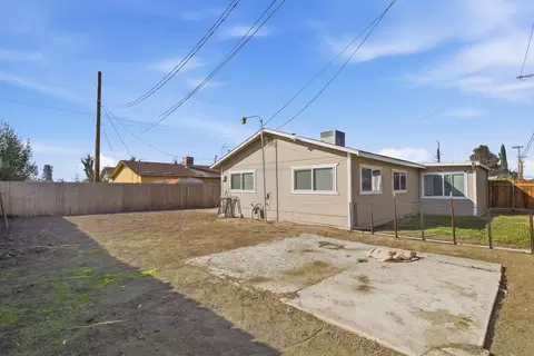 Exterior - 1021 Stanley Ave, Corcoran, CA 93212 photo 6 of 7