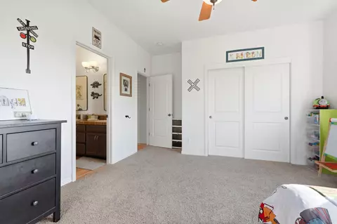 Bedroom - 31356 Blair Rd, Exeter, CA 93221 photo 2 of 5