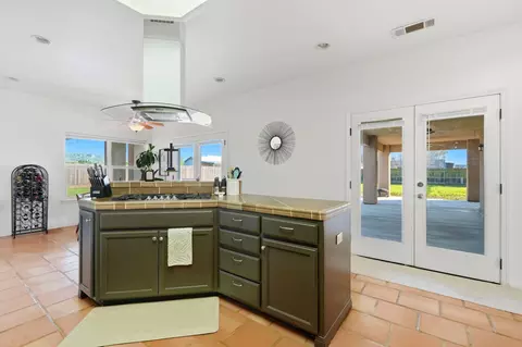 Kitchen - 31356 Blair Rd, Exeter, CA 93221 photo 3 of 5