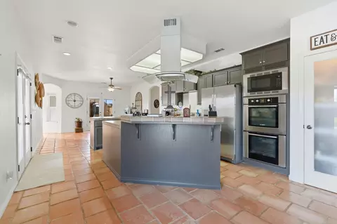Kitchen - 31356 Blair Rd, Exeter, CA 93221 photo 5 of 5