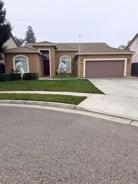 1983 Malvasia Ct, Tulare, CA 93274