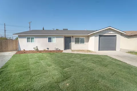 10954 San Madina Dr, Hanford, CA 93230