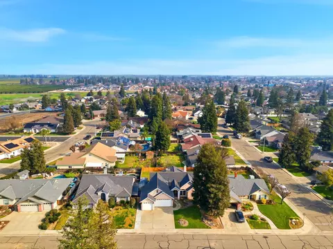 View/Area - 609 Rolling Hills St, Exeter, CA 93221 photo 5 of 9