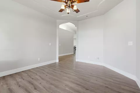 Living - 609 Rolling Hills St, Exeter, CA 93221 photo 7 of 7