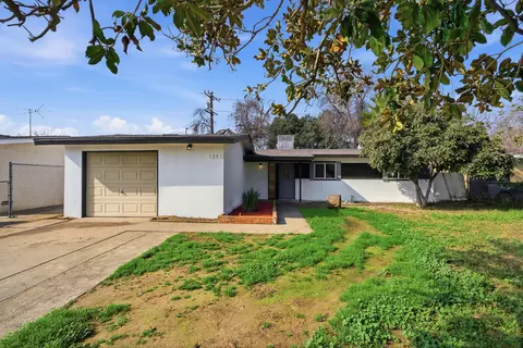 1301 N Enos St, Visalia, CA 93292