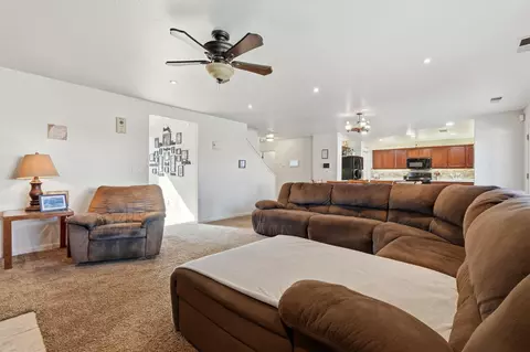 4312 E Stapp Ave, Visalia, CA 93292 photo 25