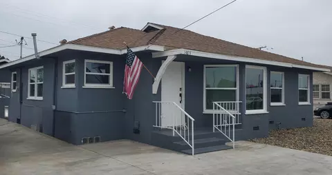 1483 E Bardsley Ave, Tulare, CA 93274