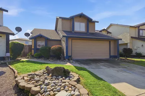 1205 E Ferguson Ave, Visalia, CA 93292