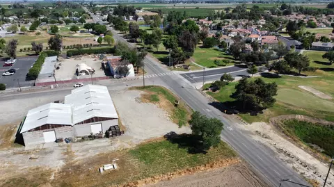 Iona Avenue, Lemoore, CA 93245