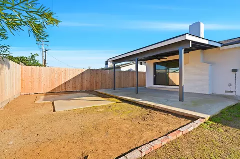Exterior - 109 Whittier Ct, Exeter, CA 93221 photo 10 of 12