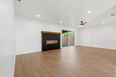 Living - 109 Whittier Ct, Exeter, CA 93221 photo 1 of 6