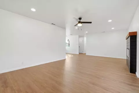 Living - 109 Whittier Ct, Exeter, CA 93221 photo 4 of 6