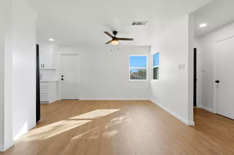 Living - 109 Whittier Ct, Exeter, CA 93221 photo 5 of 6