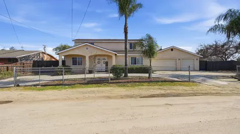 916 S Cottage St, Porterville, CA 93257