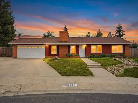 1219 E Feemster Ave, Visalia, CA 93292