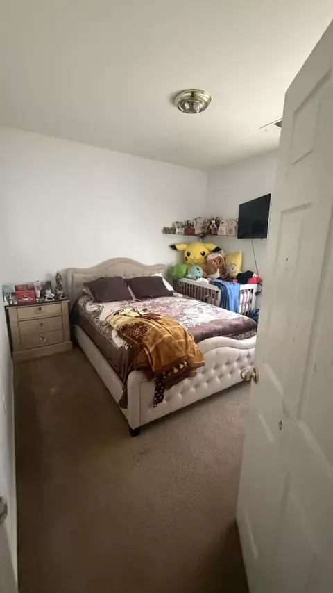 1926 Carnation Ct, Corcoran, CA 93212 photo 4