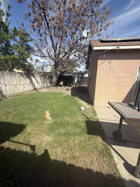 1926 Carnation Ct, Corcoran, CA 93212 photo 9
