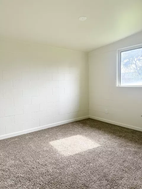 Bedroom - 210 Sequoia Dr, Exeter, CA 93221 photo 3 of 3