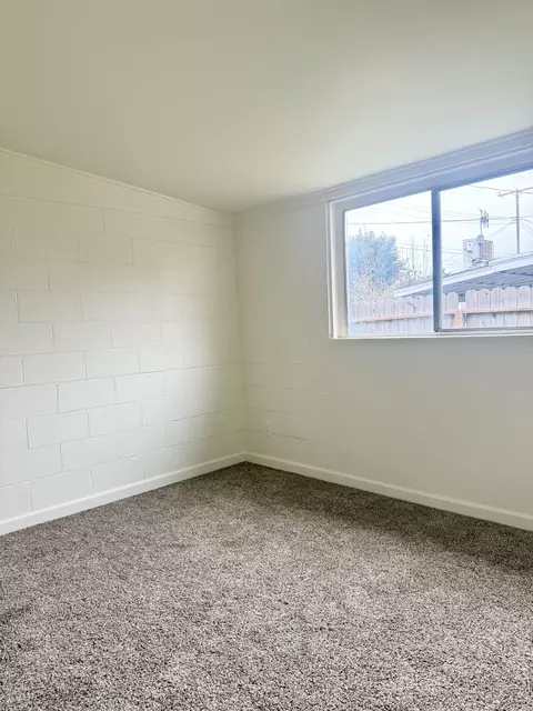 Bedroom - 210 Sequoia Dr, Exeter, CA 93221 photo 1 of 3