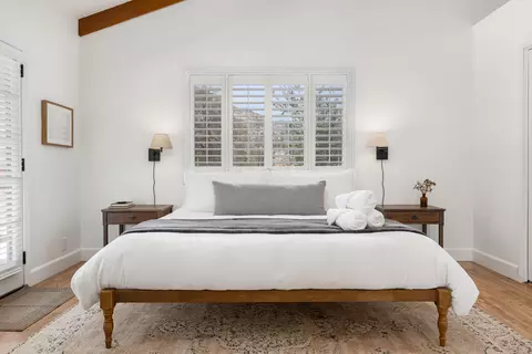 Bedroom - 44762 Hammond Dr, Three Rivers, CA 93271 photo 4 of 13