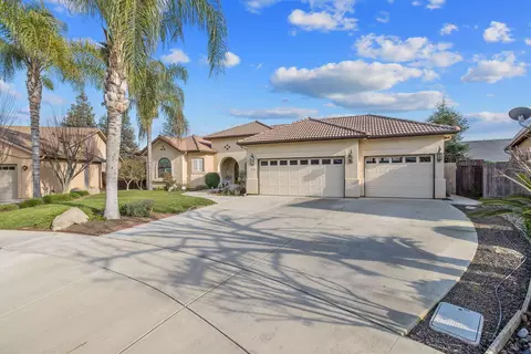 Exterior - 729 St Thomas Ct, Exeter, CA 93221 photo 3 of 19