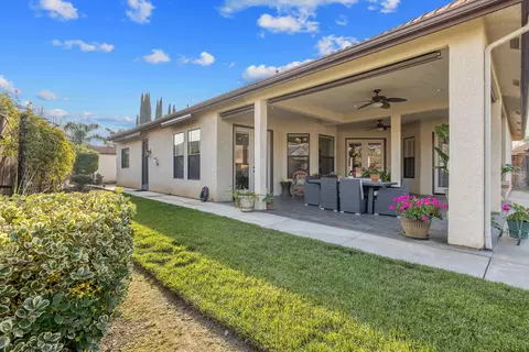 Exterior - 729 St Thomas Ct, Exeter, CA 93221 photo 14 of 19