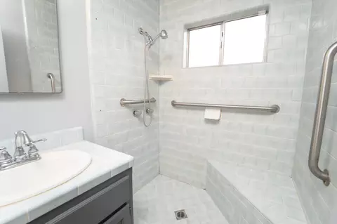 Bath - 710 E Cedar St, Exeter, CA 93221 photo 1 of 2