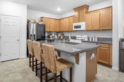 Kitchen - 3142 E Seeger Ave, Visalia, CA 93277 photo 1 of 2