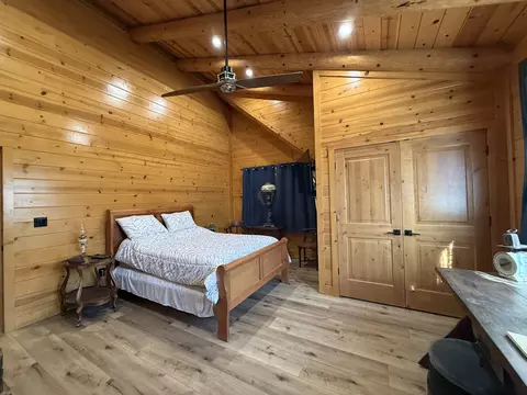 Bedroom - 44931 N N Frk, Three Rivers, CA 93271 photo 5 of 6
