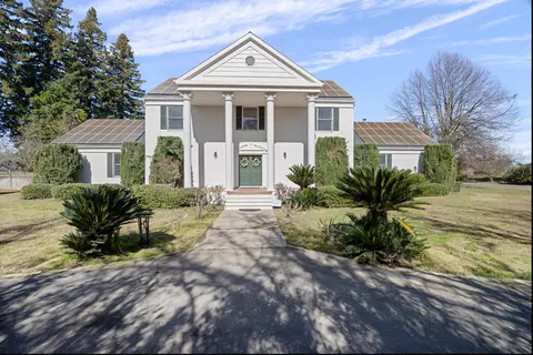 17202 Avenue 296 #296, Visalia, CA 93292