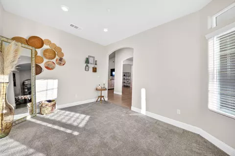Entry Way - 1727 Softwind Dr, Tulare, CA 93274 photo 1 of 14