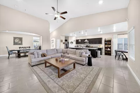 Other - 1727 Softwind Dr, Tulare, CA 93274 photo 5 of 18