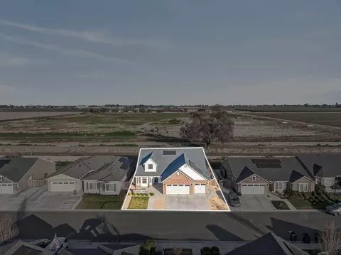 View/Area - 1727 Softwind Dr, Tulare, CA 93274 photo 1 of 6