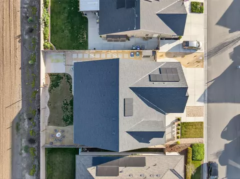 View/Area - 1727 Softwind Dr, Tulare, CA 93274 photo 4 of 6