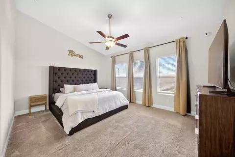 Bedroom - 1727 Softwind Dr, Tulare, CA 93274 photo 4 of 8