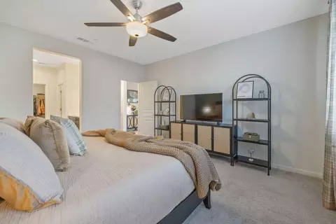 Bedroom - 4016 E Cypress Ave, Visalia, CA 93292 photo 2 of 3