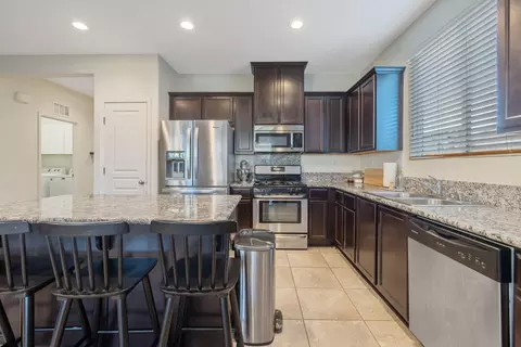 Kitchen - 4016 E Cypress Ave, Visalia, CA 93292 photo 3 of 4