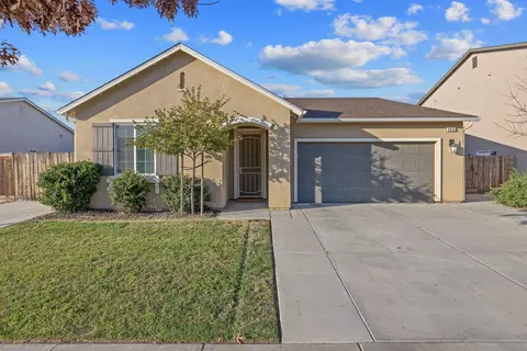 Exterior - 4016 E Cypress Ave, Visalia, CA 93292 photo 1 of 11