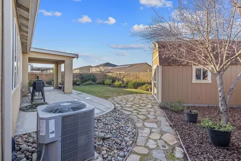 Exterior - 4016 E Cypress Ave, Visalia, CA 93292 photo 7 of 10