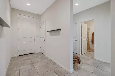 Entry Way - 4016 E Cypress Ave, Visalia, CA 93292 photo 1 of 12