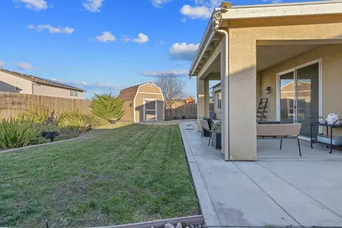 Exterior - 4016 E Cypress Ave, Visalia, CA 93292 photo 3 of 10