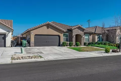 Exterior - 1150 Fire Fall Ave, Lemoore, CA 93245 photo 3 of 6