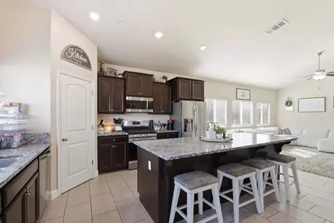 Kitchen - 1150 Fire Fall Ave, Lemoore, CA 93245 photo 3 of 5