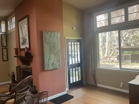 Entry Way - 43788 Northfork Dr, Three Rivers, CA 93271 photo 2 of 6
