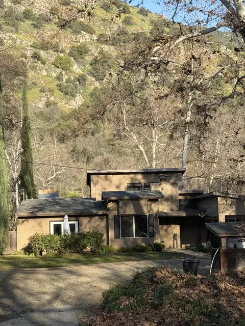 Exterior - 43788 Northfork Dr, Three Rivers, CA 93271 photo 12 of 17