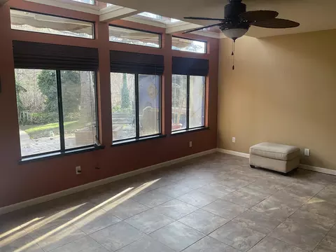 Living - 43788 Northfork Dr, Three Rivers, CA 93271 photo 2 of 8