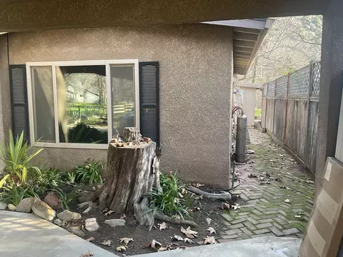 Exterior - 43788 Northfork Dr, Three Rivers, CA 93271 photo 2 of 17