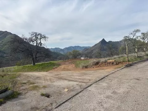 Buckhorn Trail, Three Rivers, CA 93271 photo 3